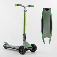 Самокат триколісний Best Scooter G-32203 MAXI складане алюмінієве кермо, передні колеса PU 135х50мм, задні 80х50мм, зі світлом